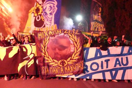 EL04-AEK-OM 04.jpg